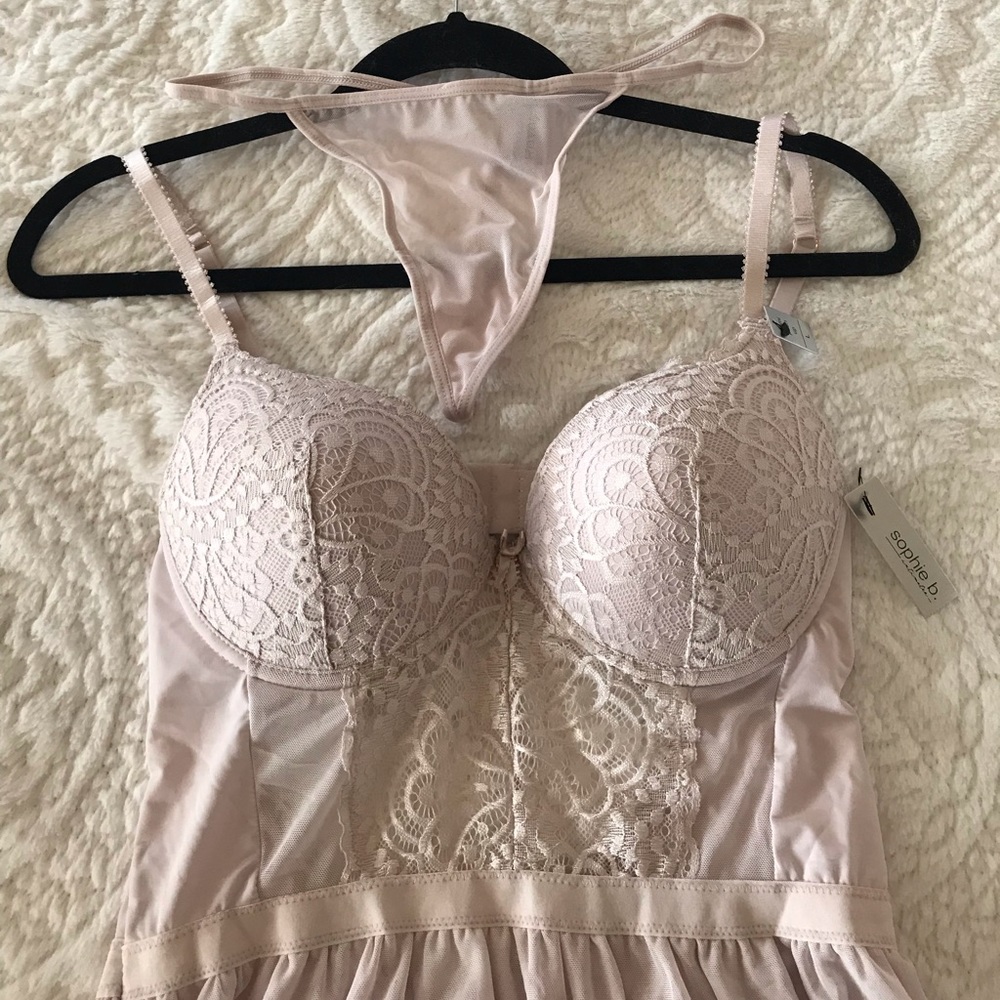 Sophie b. Lingerie Set